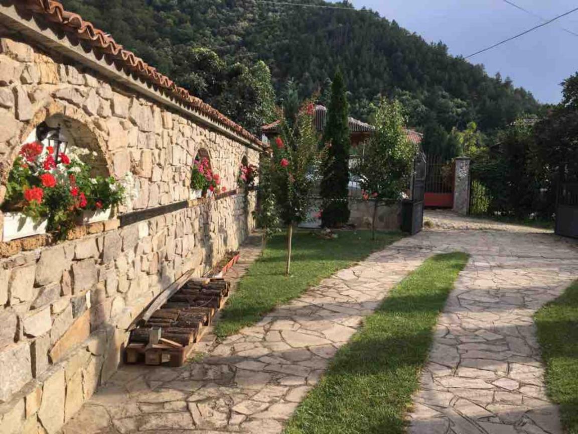 Ambrozia Spa And Relax Family House باتشكوفو المظهر الخارجي الصورة